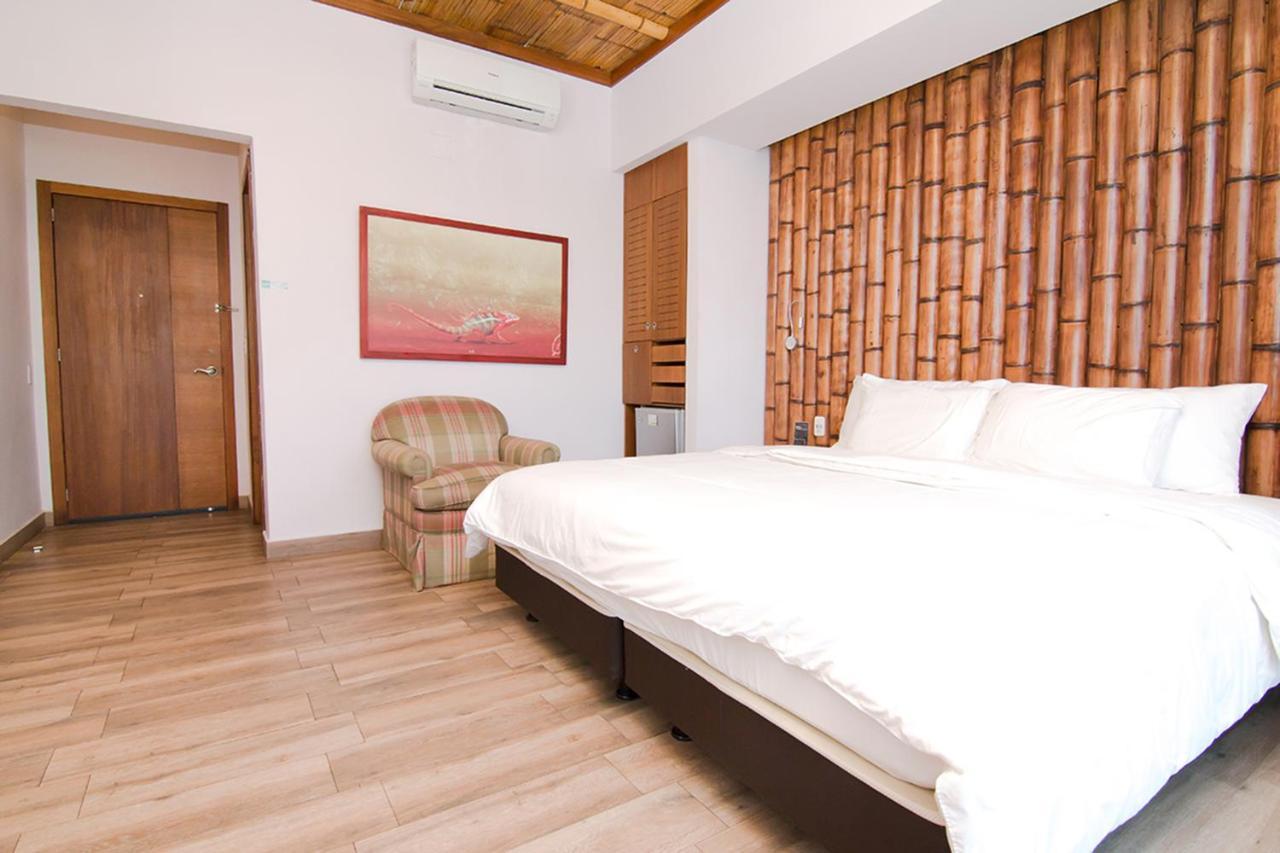 Nativa Bambu Ecolodge Montanita Luaran gambar